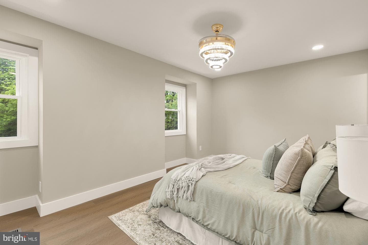 4555 Metro Court photo 20