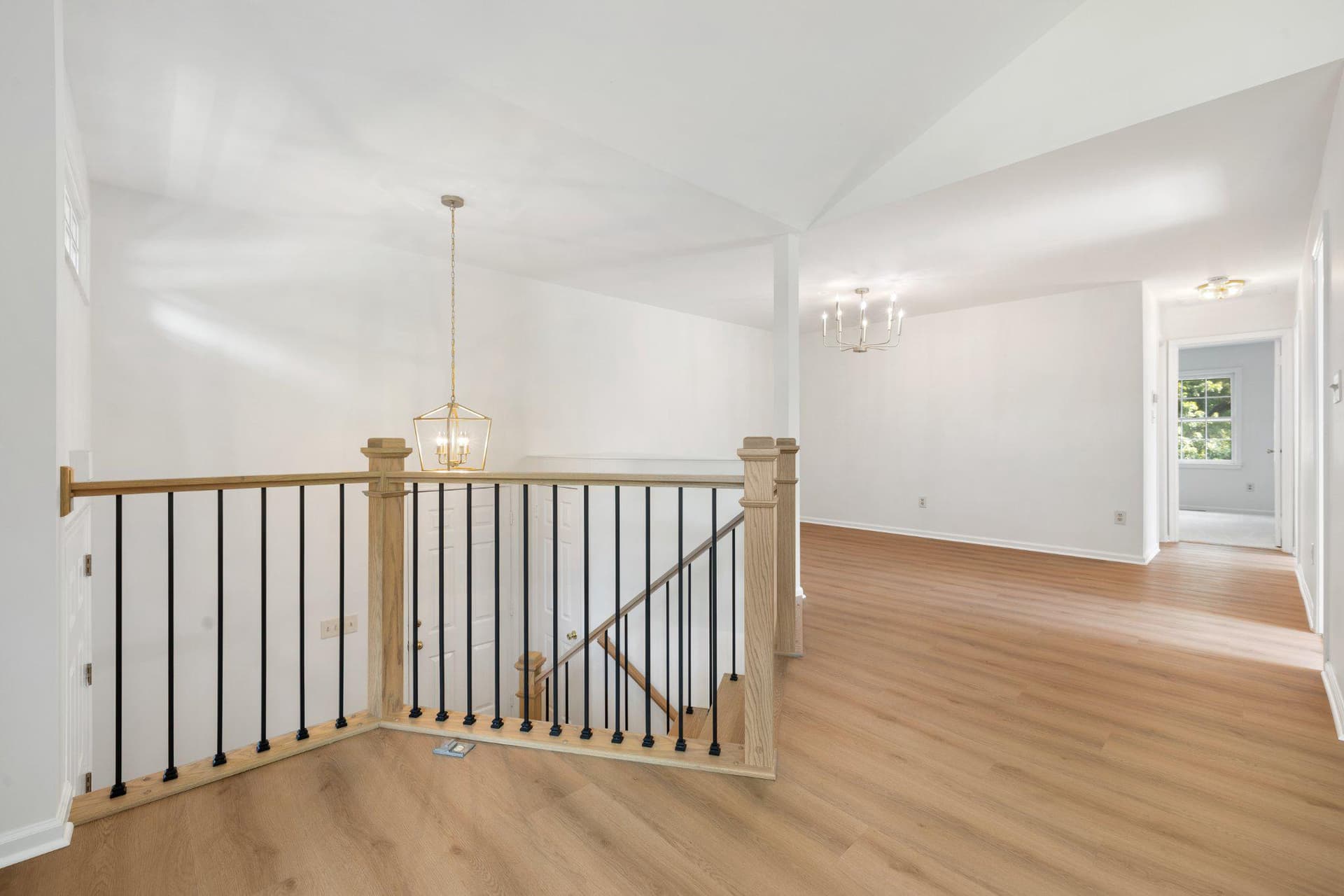 14516 Oak Cluster Drive photo 4