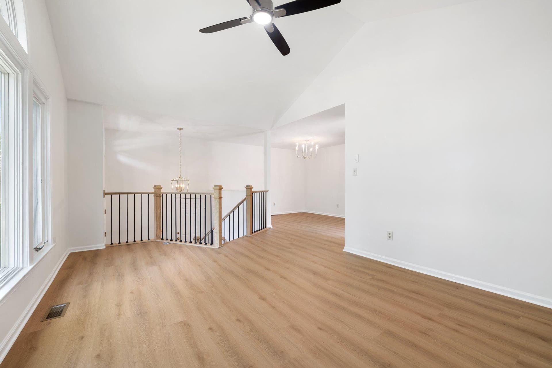 14516 Oak Cluster Drive photo 6
