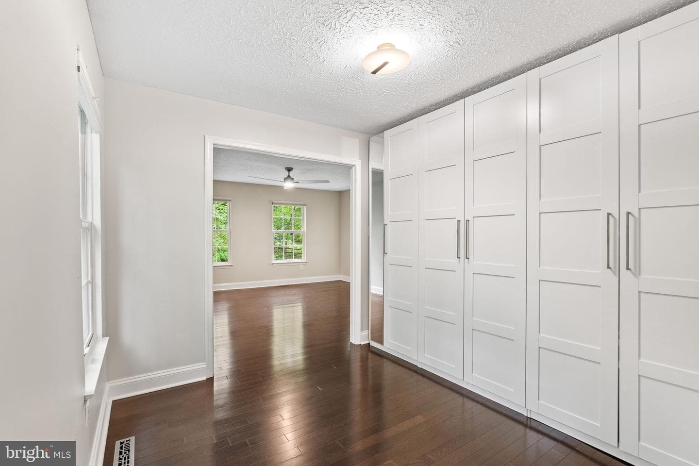 1901 Buckthorn Lane photo 23
