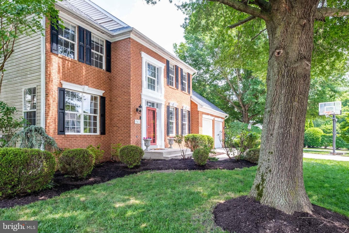 7811 Thornfield Court photo 6
