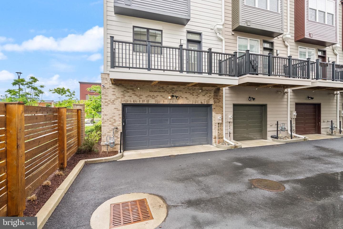 3100 Camber Place photo 52