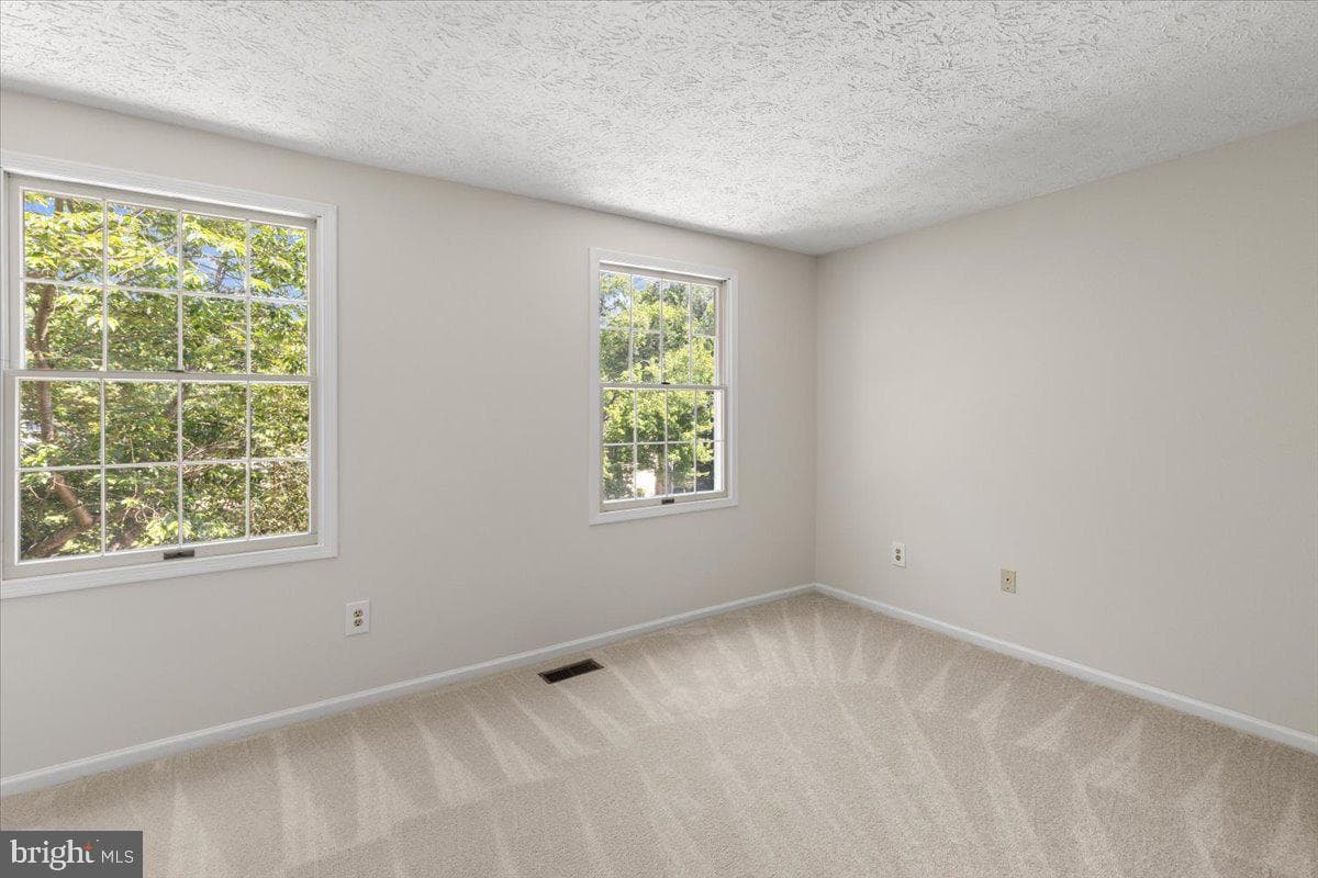 7805 Roundabout Way photo 31