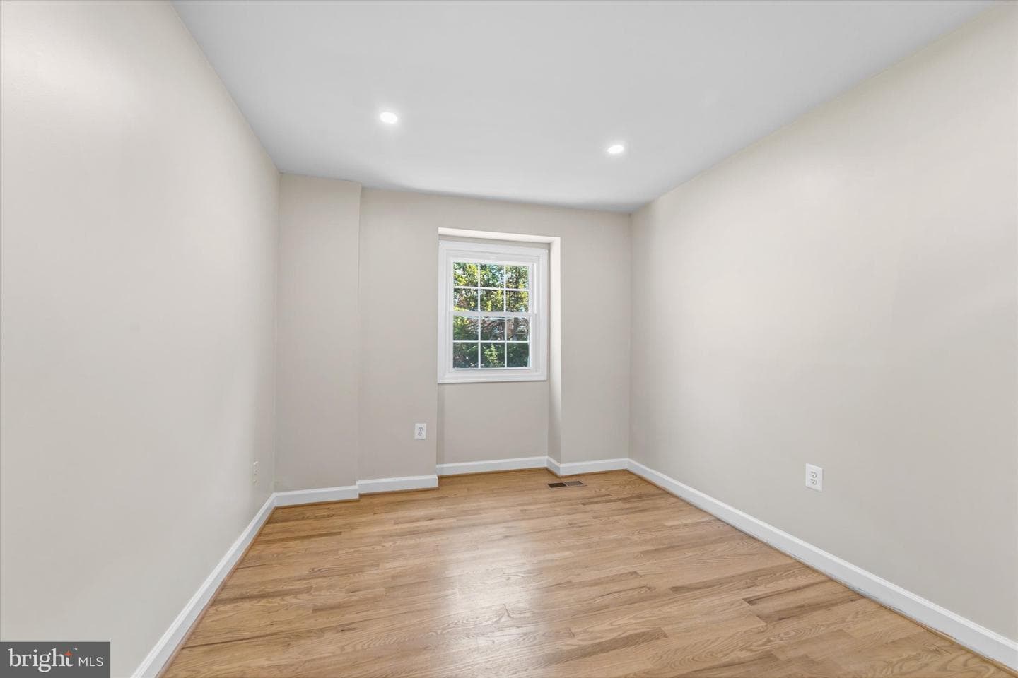 4520 Garbo Court photo 23