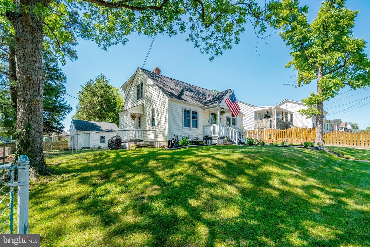 3107 Memorial Street photo 3