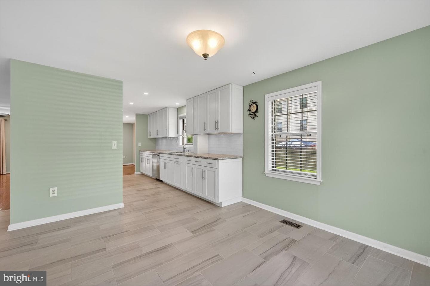 6059 Clerkenwell Court photo 13