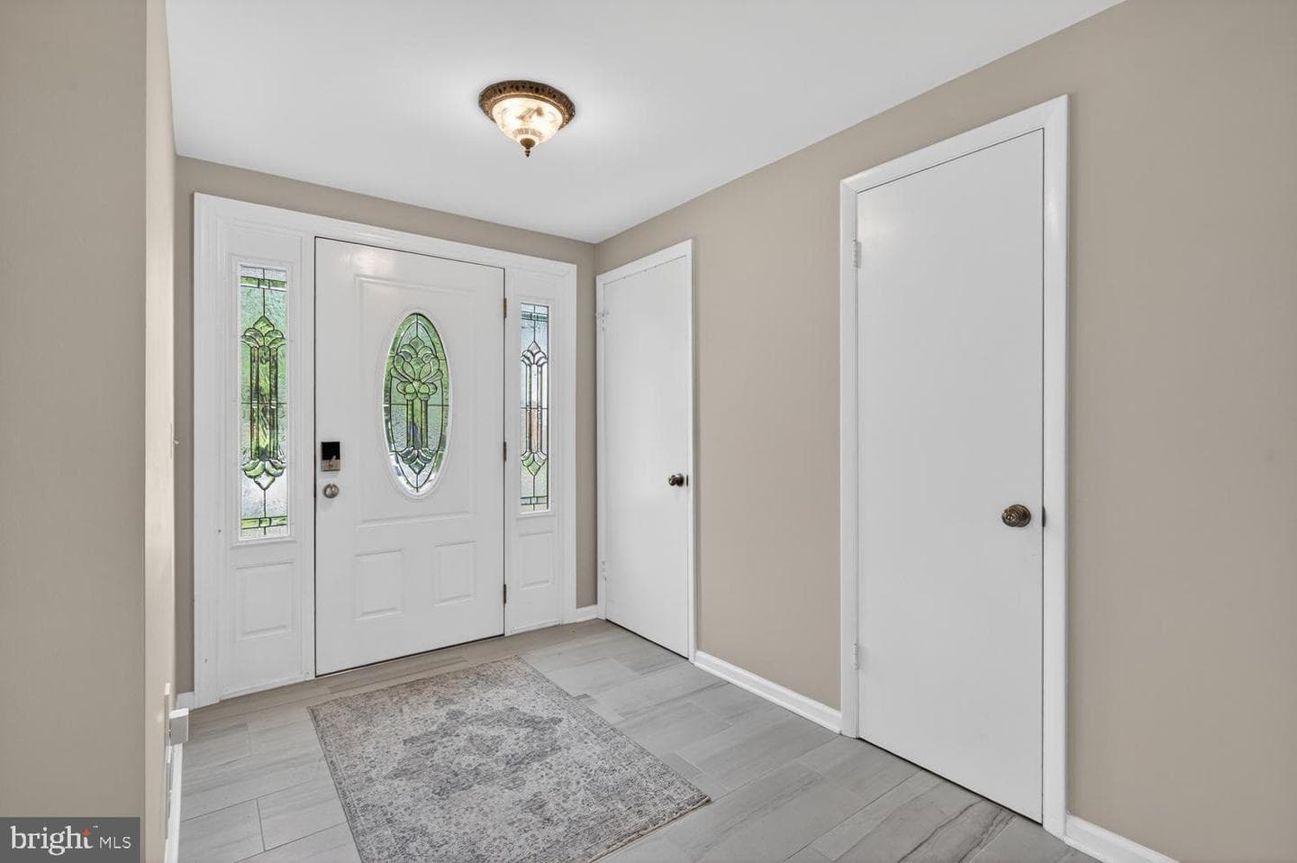 6059 Clerkenwell Court photo 2