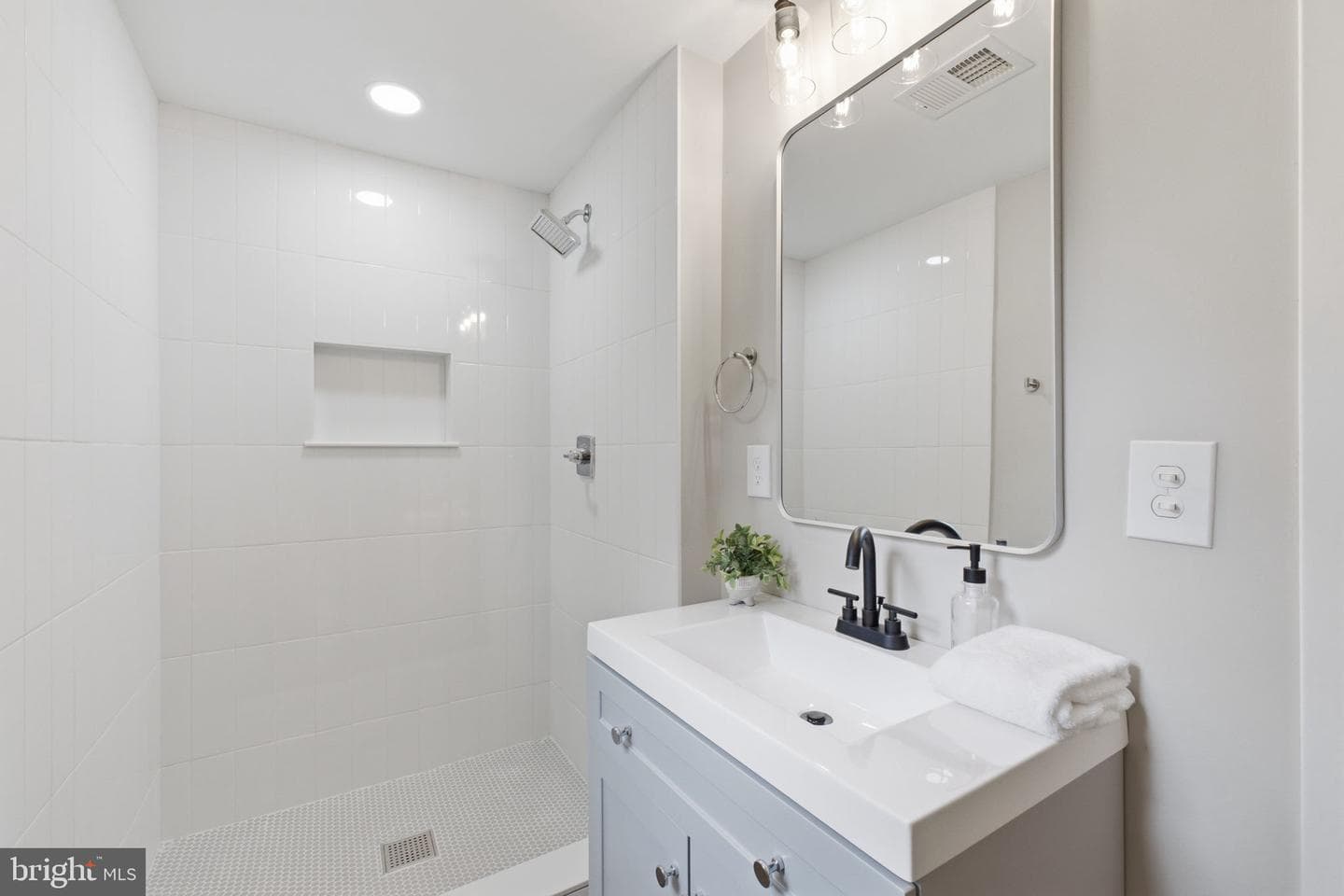 9312 Hamilton Drive photo 34