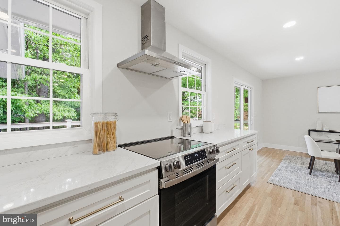 9312 Hamilton Drive photo 8