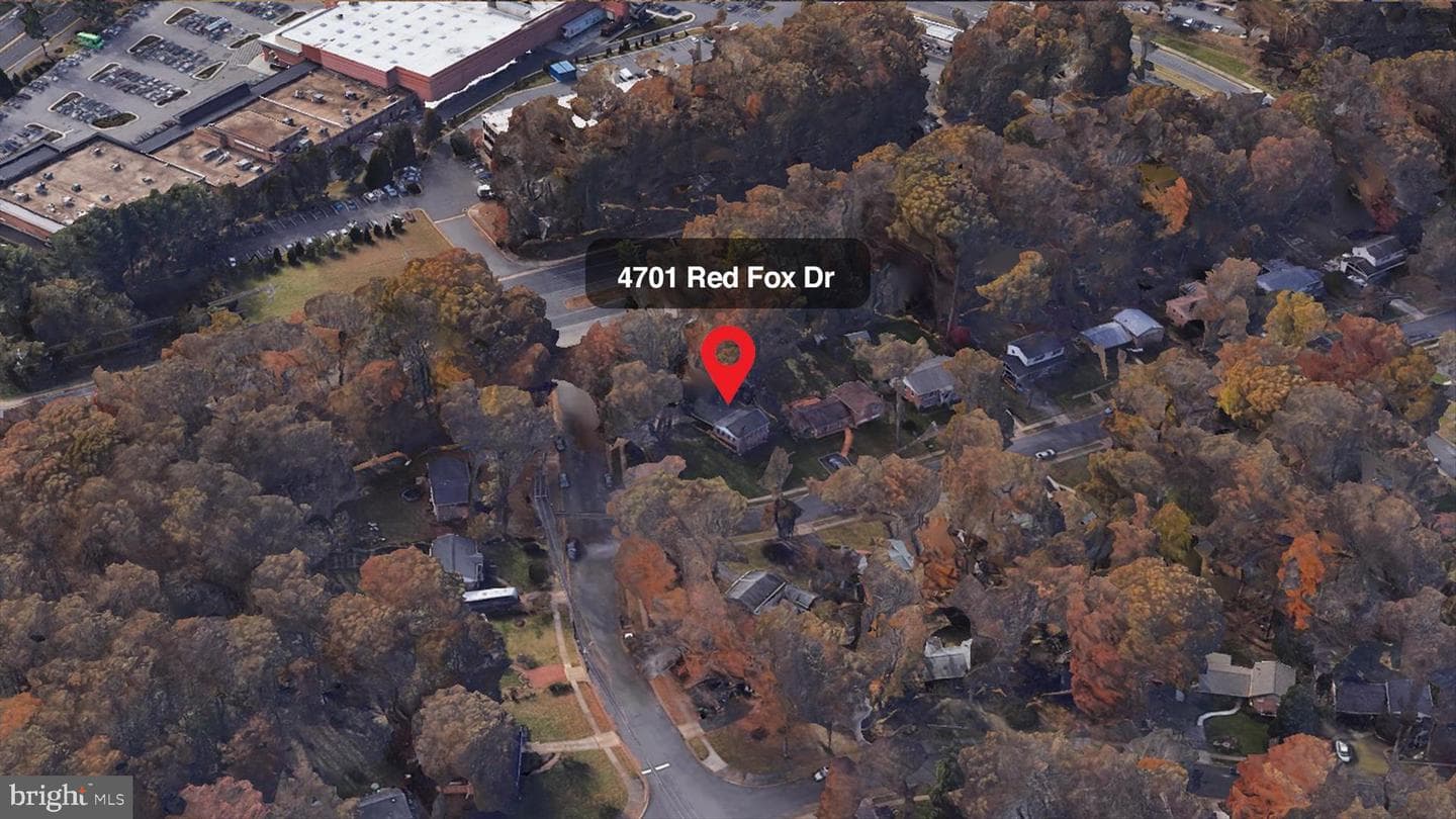 4701 Red Fox Drive photo 5