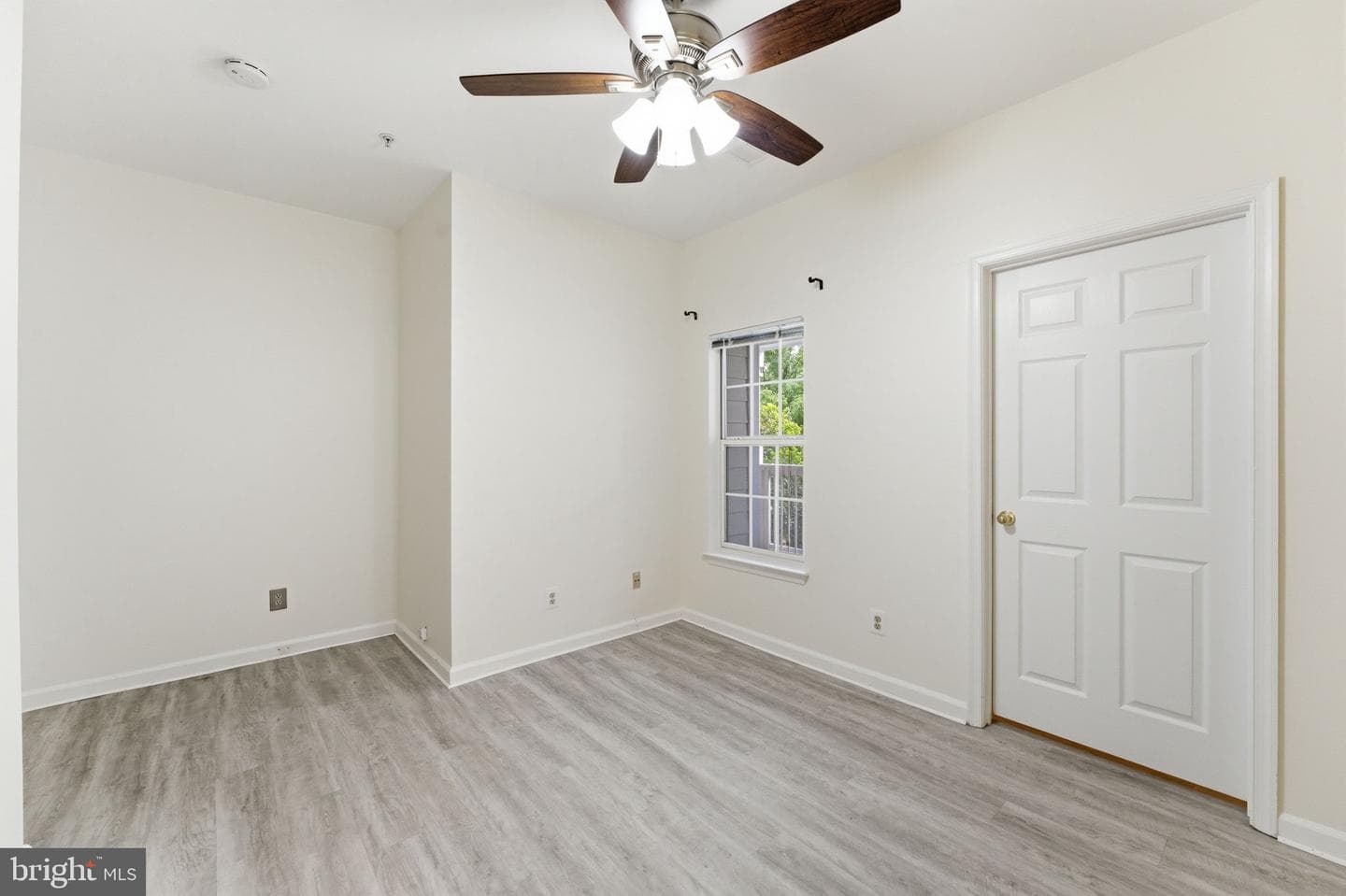 1720 Lake Shore Crest Drive #36 photo 32