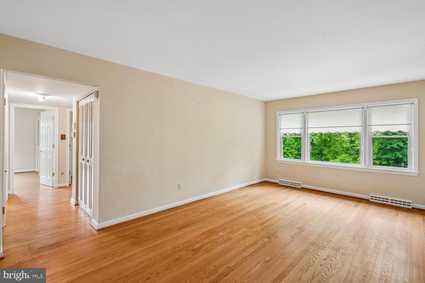3709 Camelot Drive photo 18