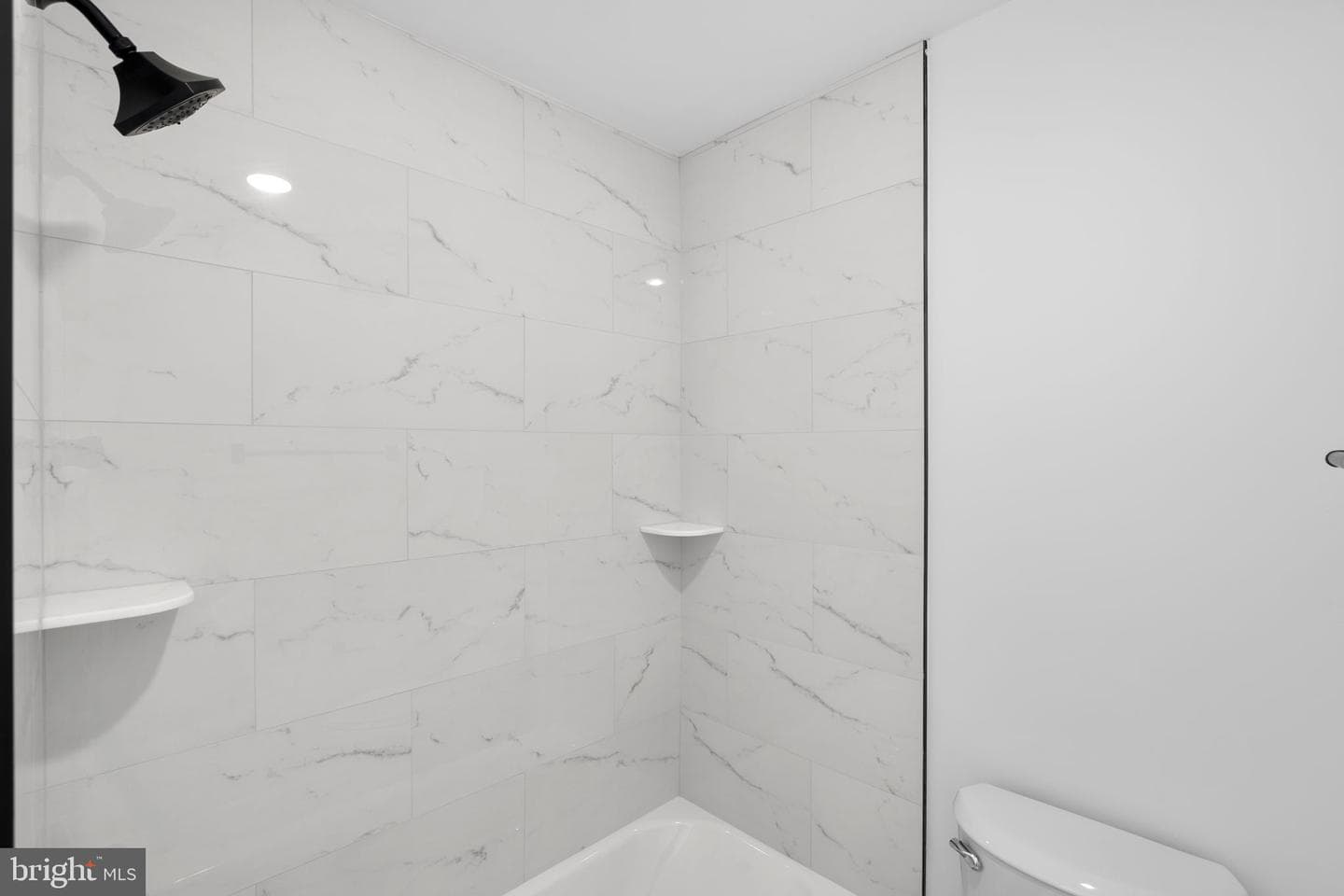 4543 Pinecrest Heights Drive photo 27