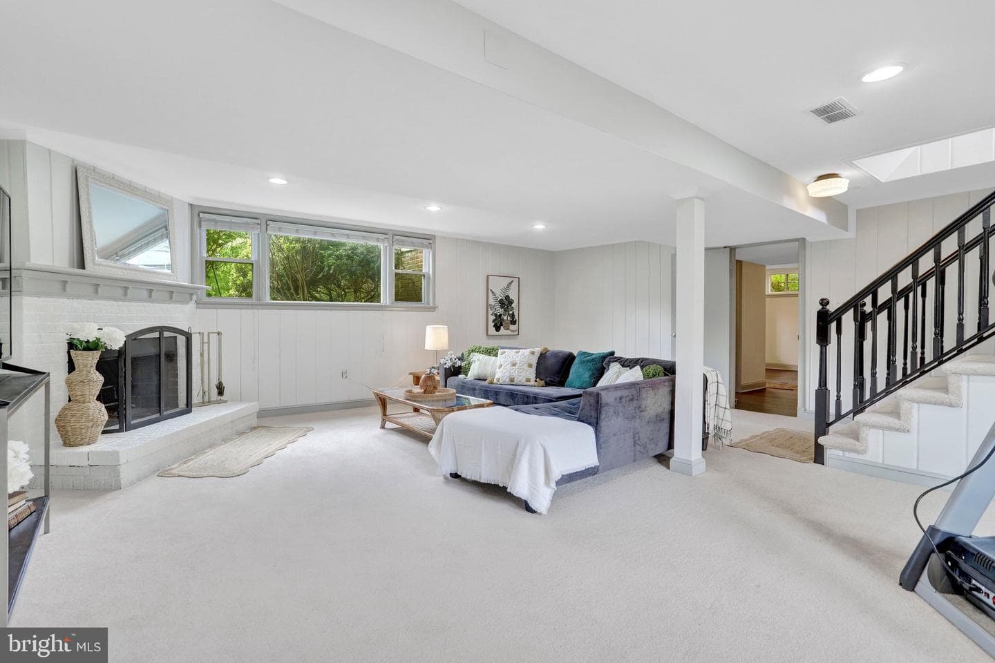 8906 Dogue Drive photo 34