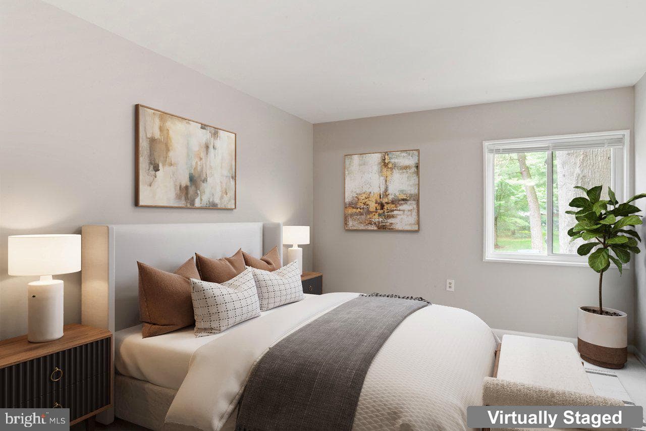 1422 Northgate Square #12b photo 13
