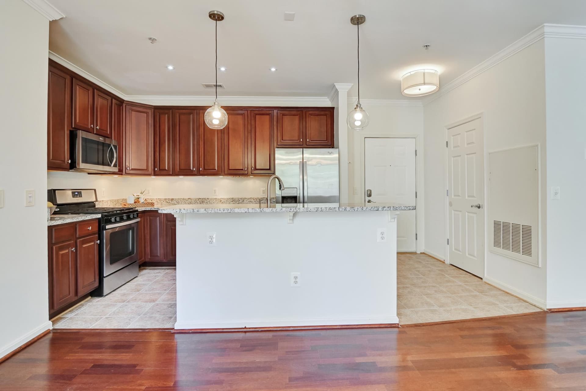 4151 Castlecary Lane #301 photo 14