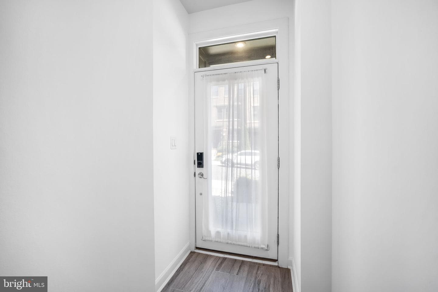 9257 Wood Violet Court photo 12