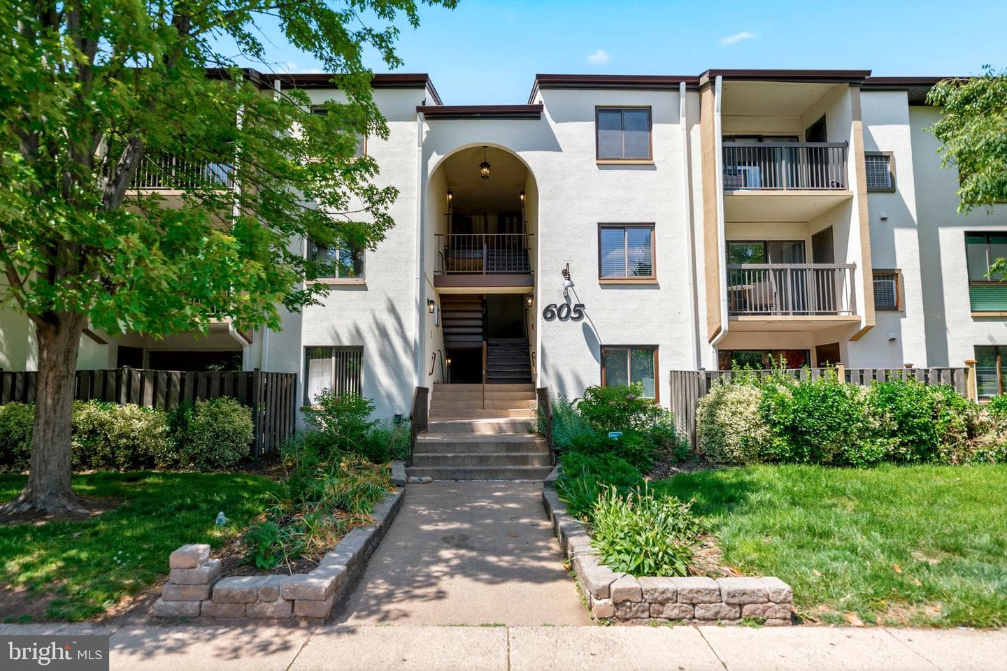 605 Center Street #t3