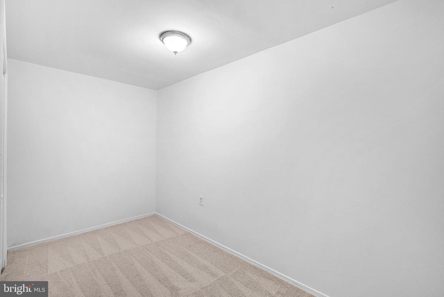 14531 Skipton Court photo 34