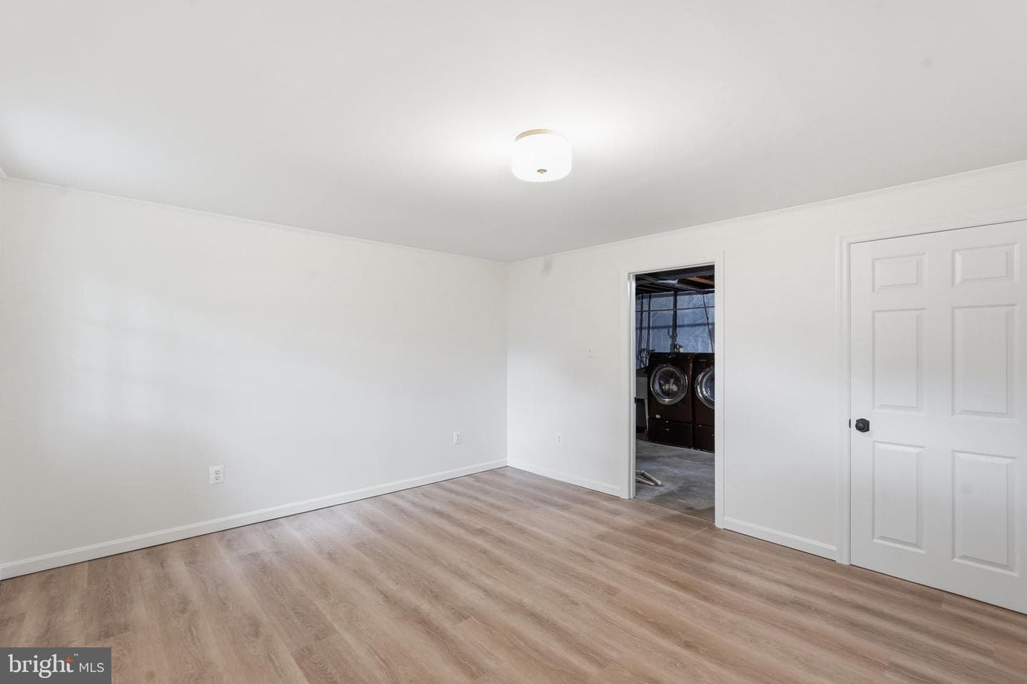 1827 Abbotsford Drive photo 30