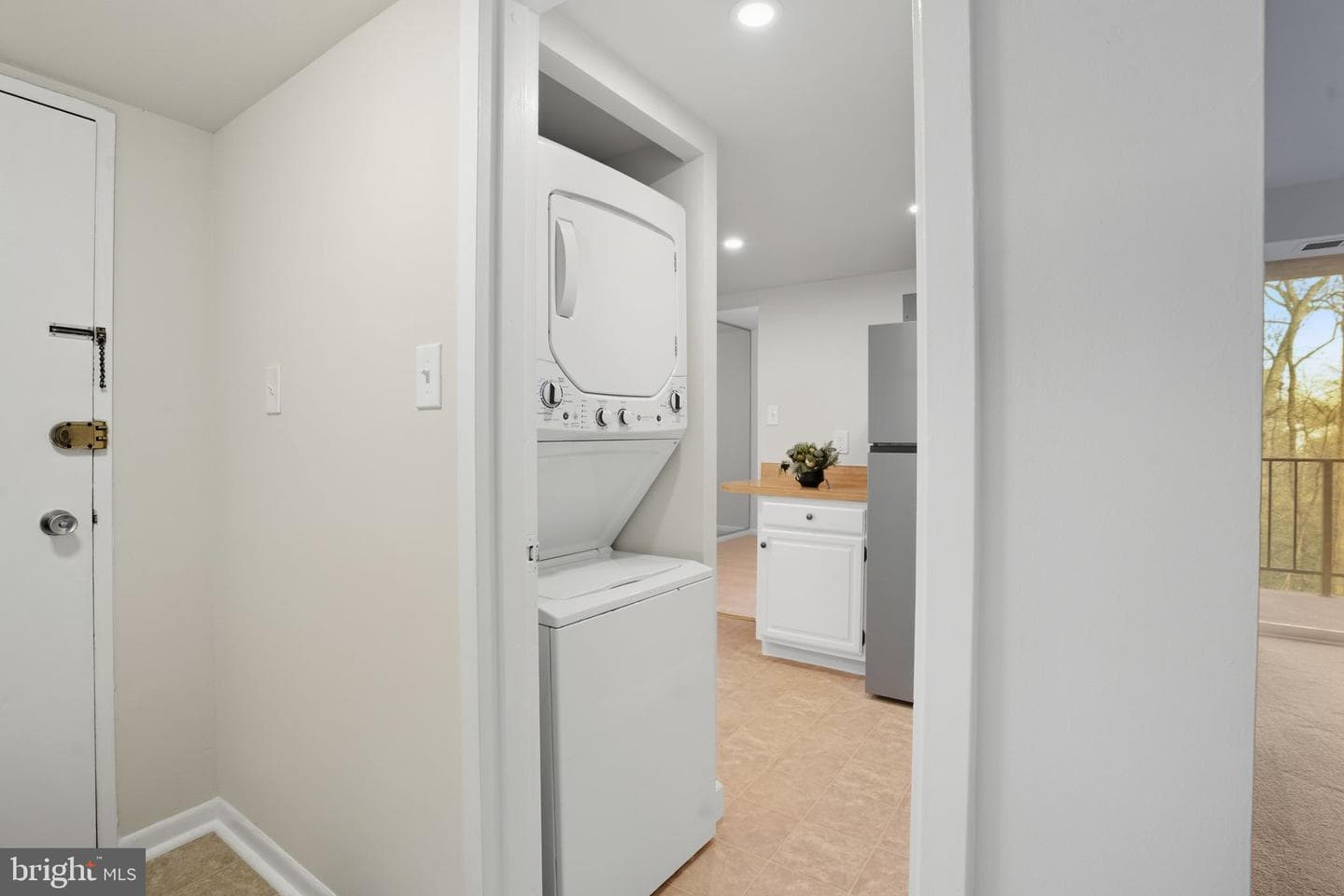 1552 Northgate Square #12b photo 4