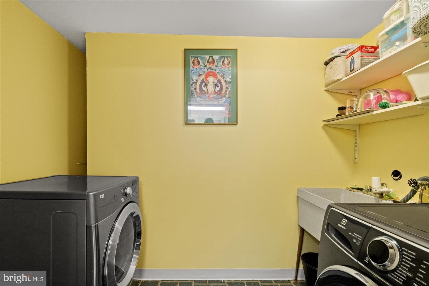 2402 Popkins Lane photo 38