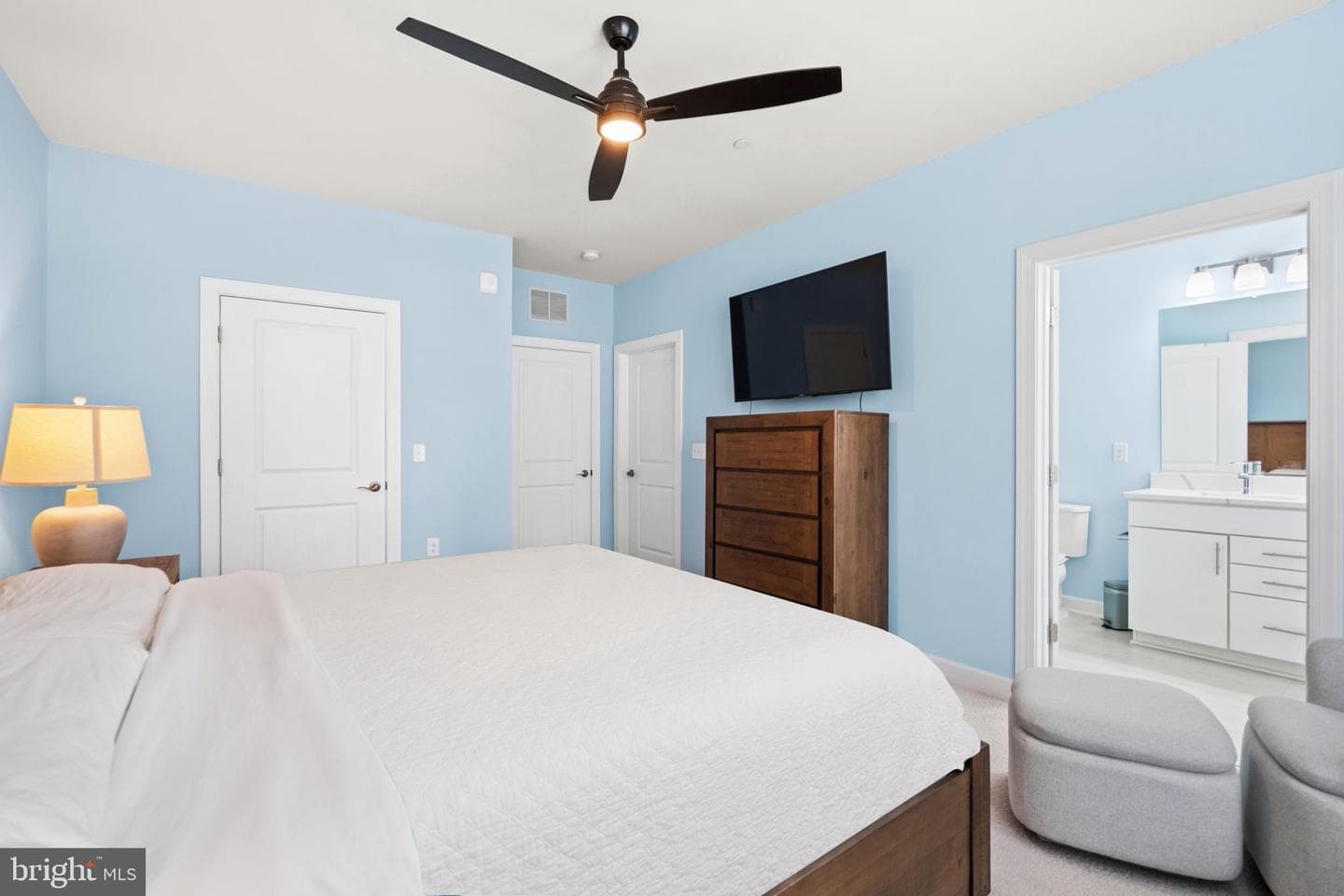 3925 Fair Ridge Dr # 201 photo 13