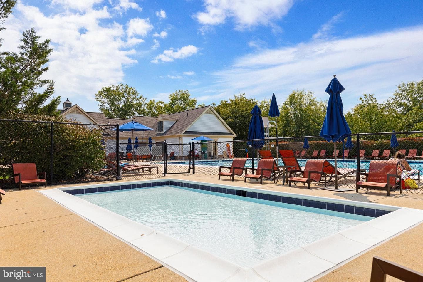 7706 Effingham Square photo 68