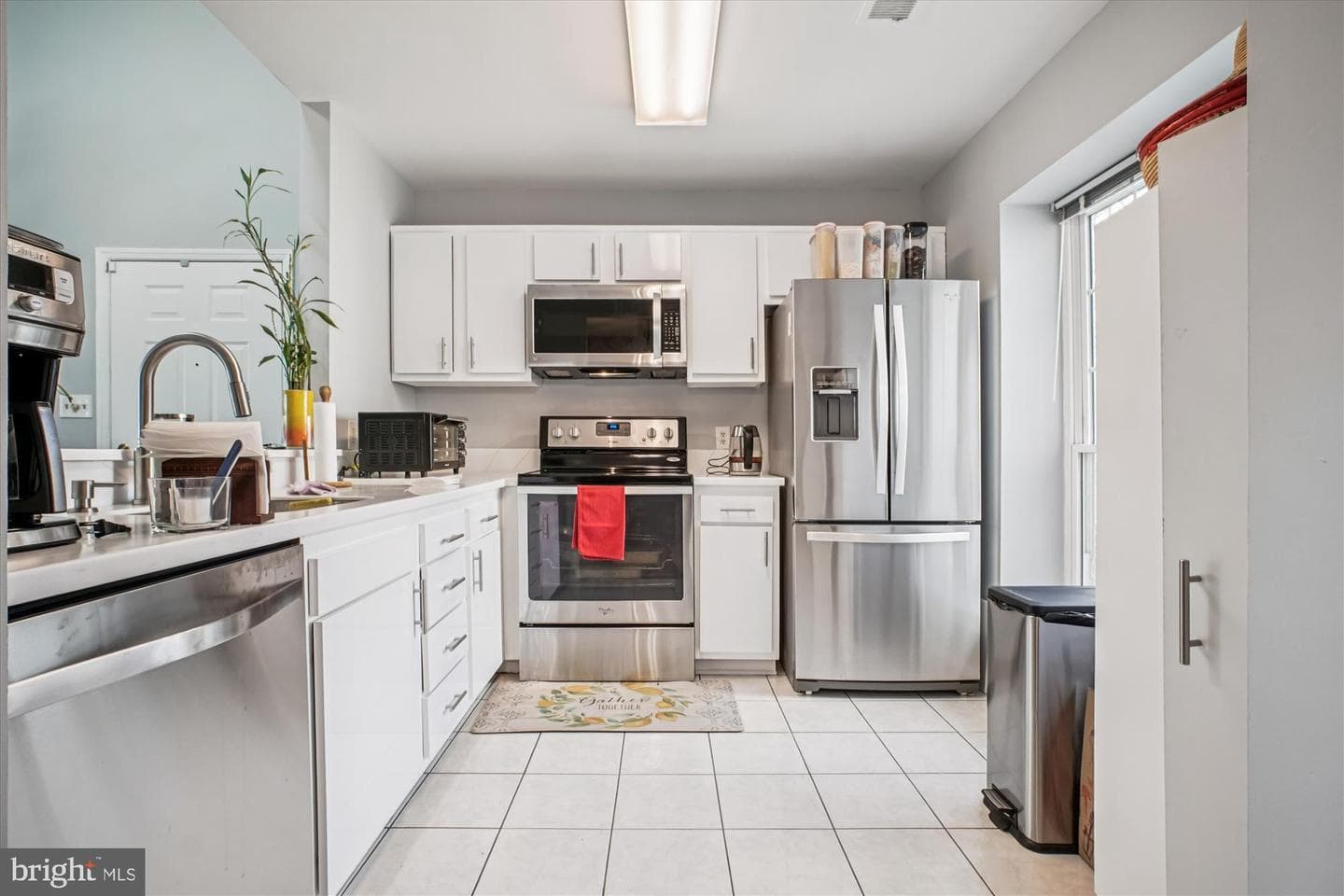 4555 Interlachen Court #j photo 9