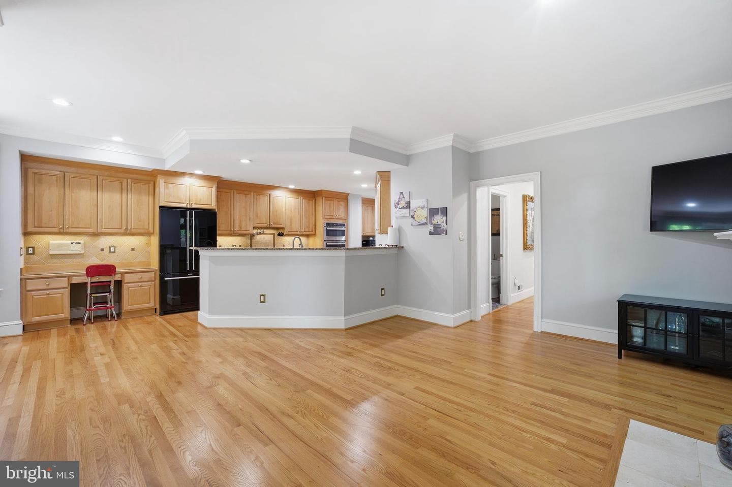 2026 Mayfair Mclean Court photo 23