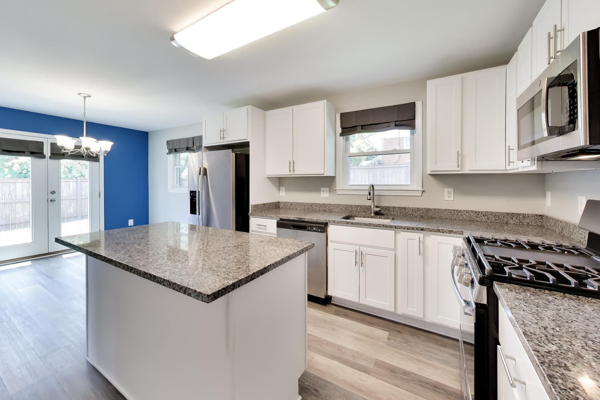 5816 Amelia Street photo 13