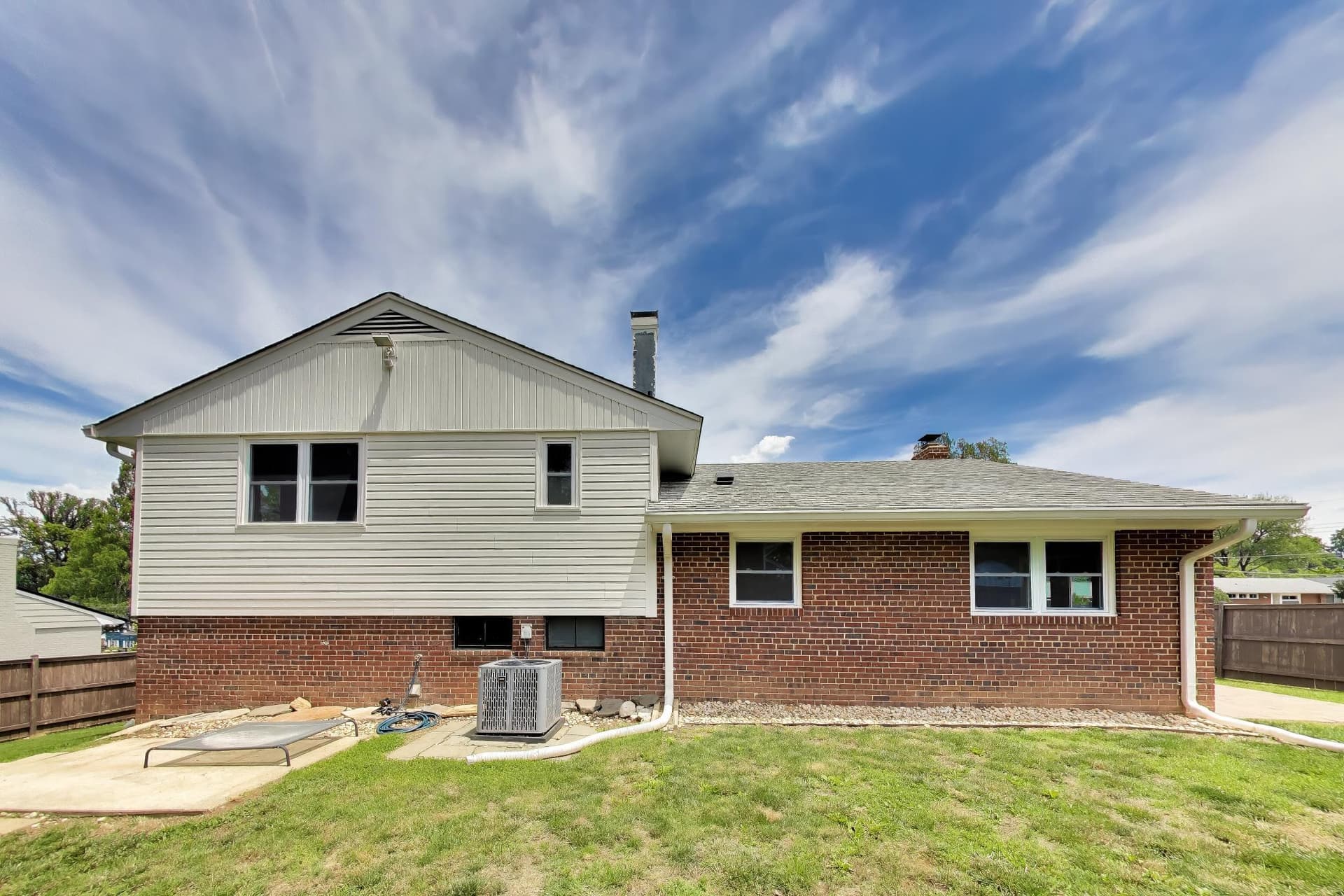 5816 Amelia Street photo 28