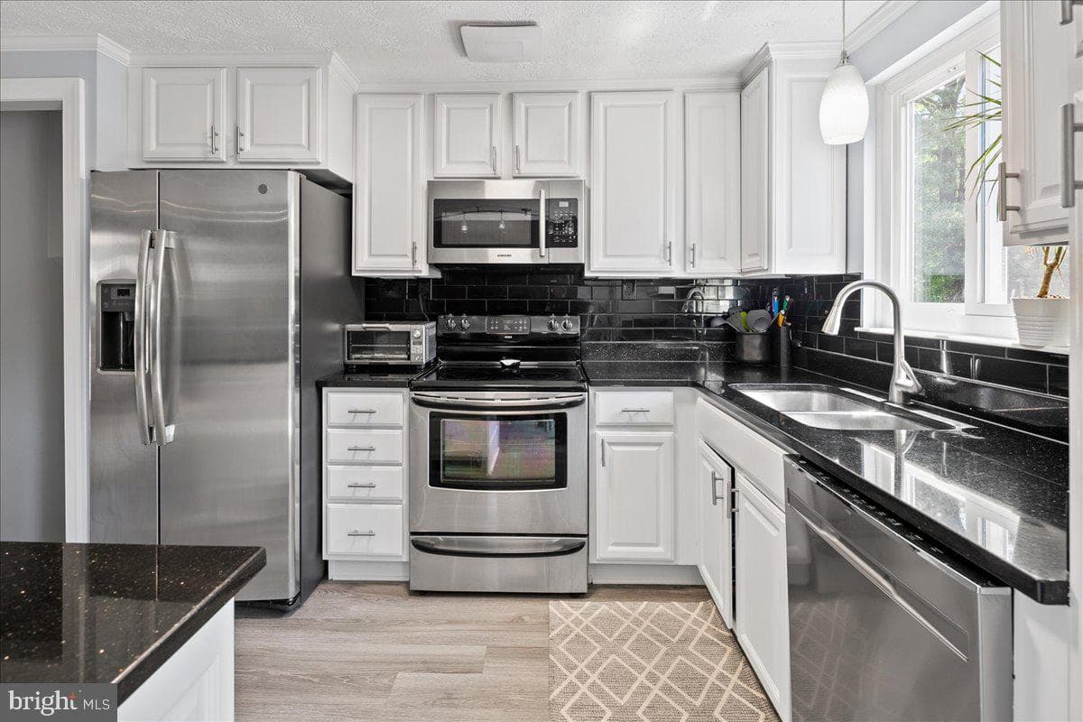 12780 Bradwell Road photo 18