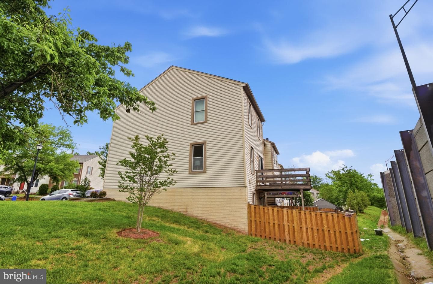 14243 Heritage Crossing Lane photo 2