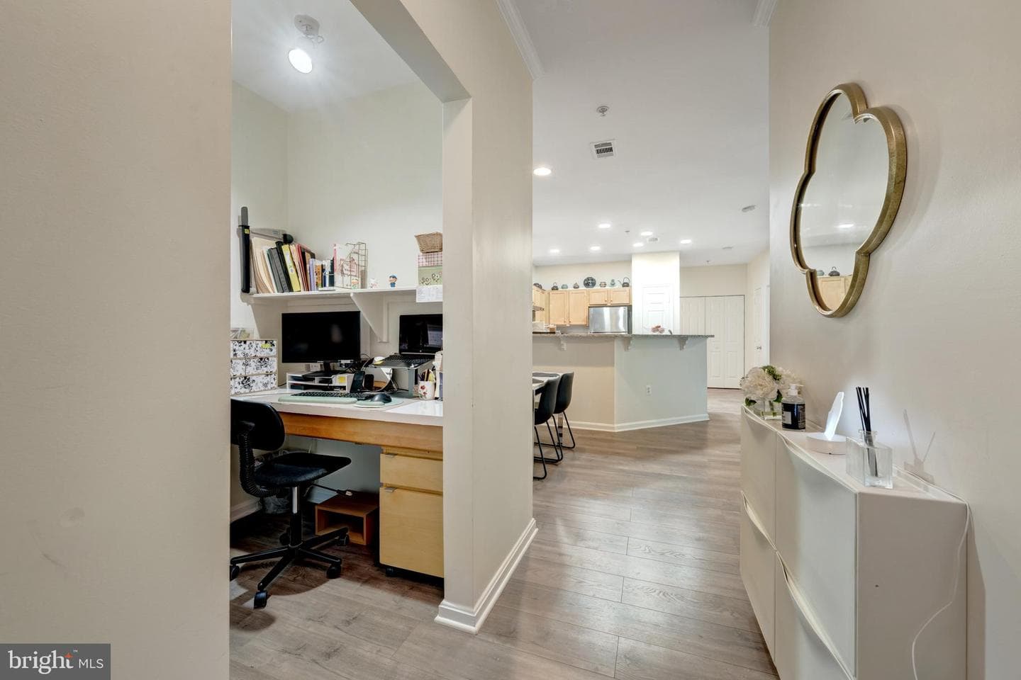 5106 Travis Edward Way #l photo 3