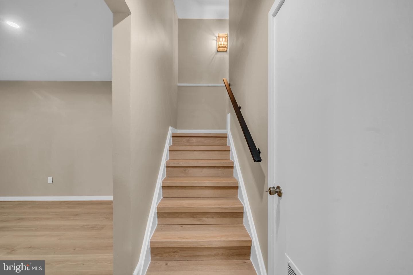 1806 N Shore Court photo 40