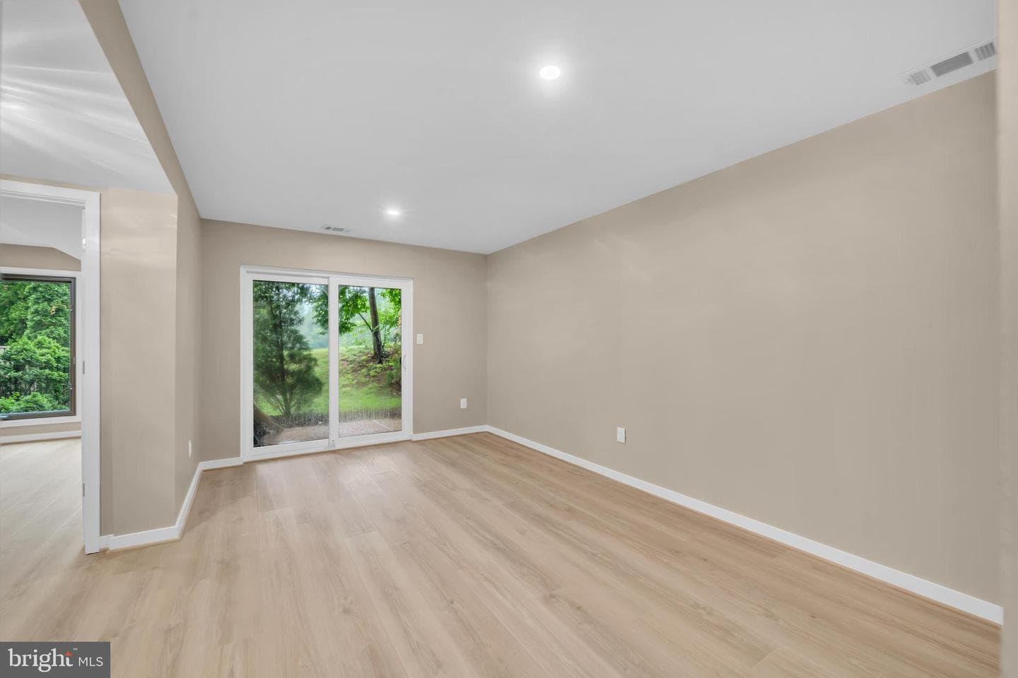1806 N Shore Court photo 41