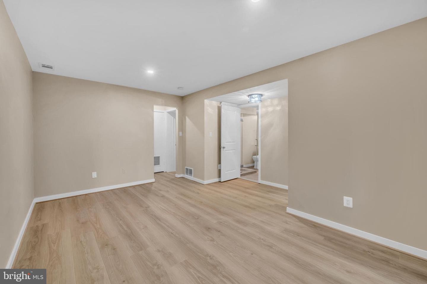 1806 N Shore Court photo 42