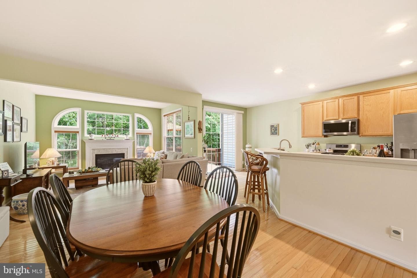 4093 Oak Village Landing photo 10