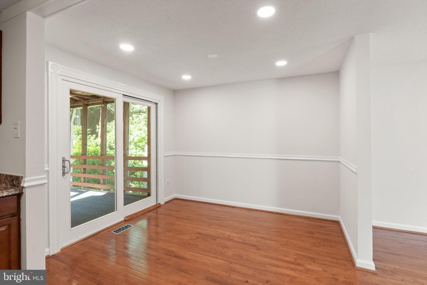 8494 Summer Breeze Lane photo 14