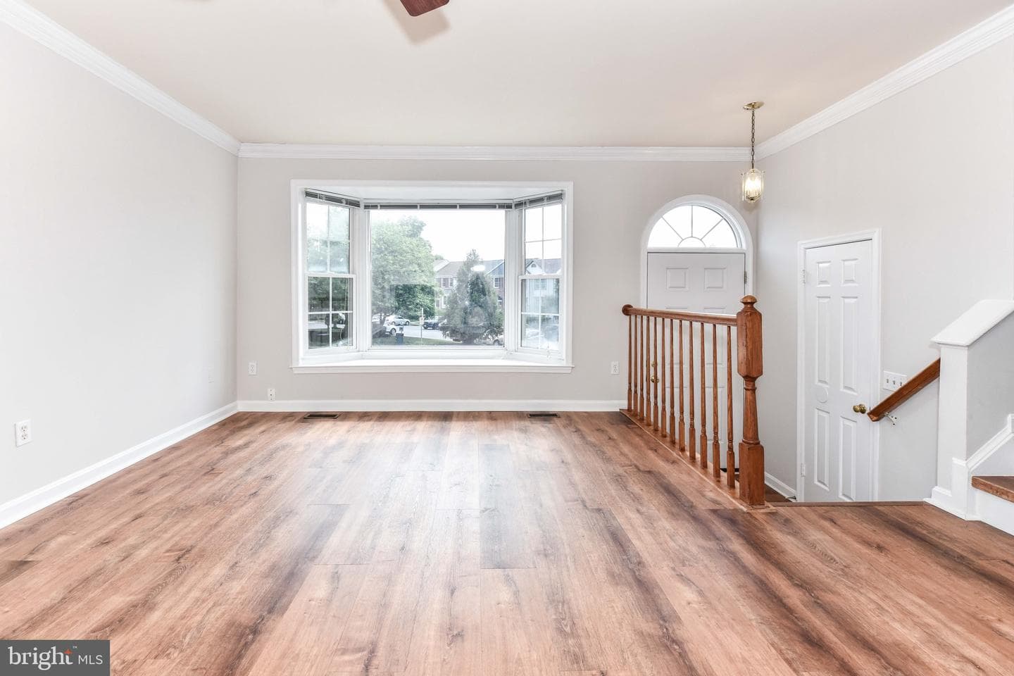 1207 Bond Street photo 3