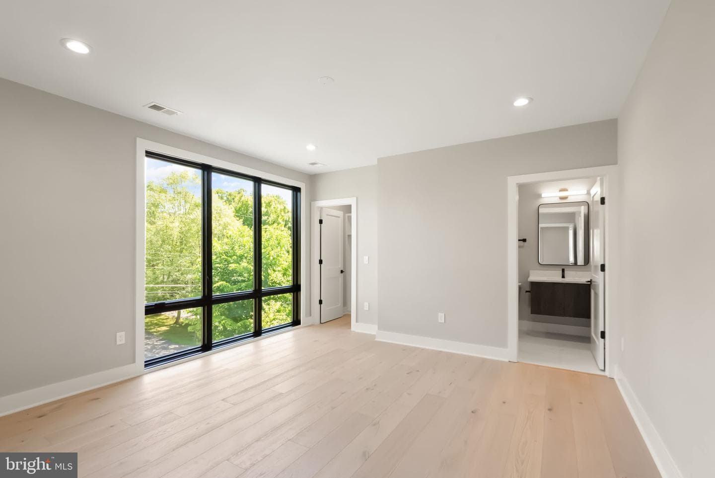 6329 Halsey Road photo 56