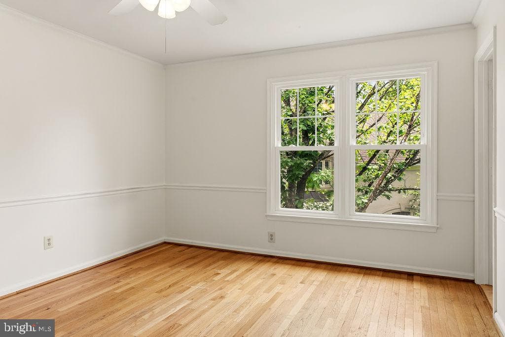 10008 Leamoore Lane photo 34