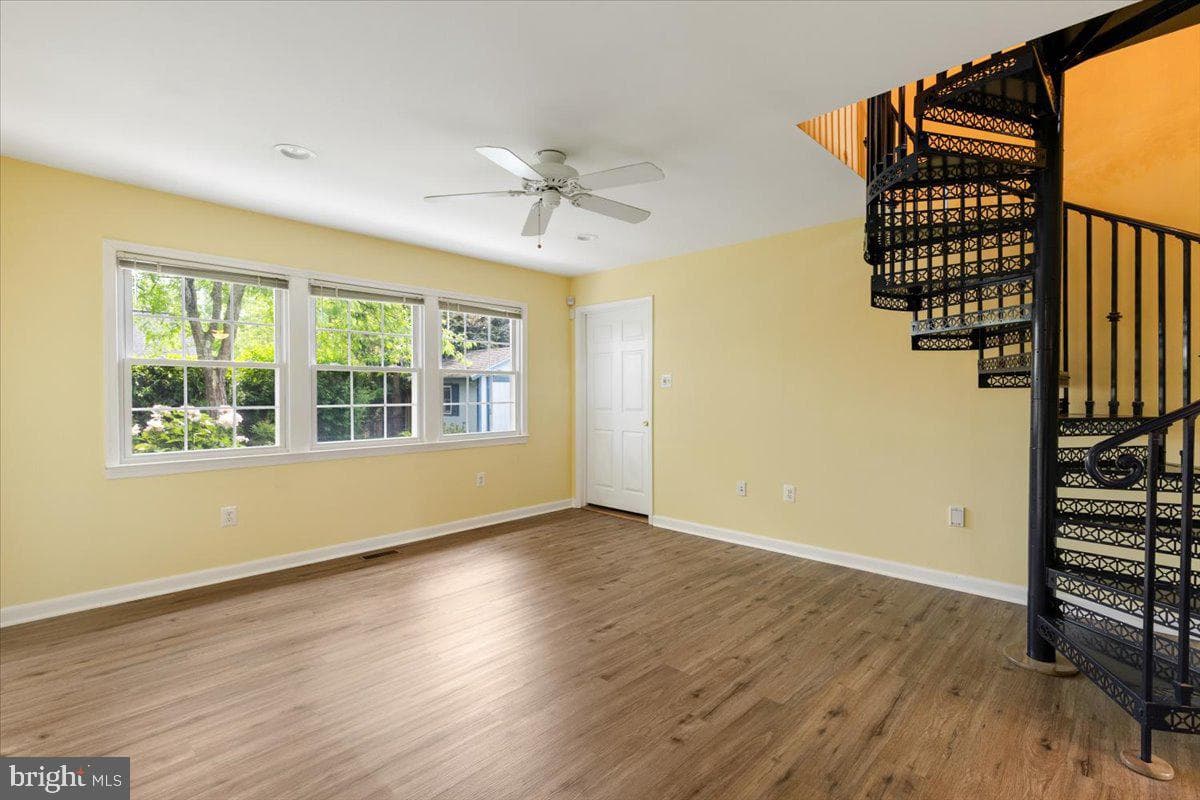 13107 Parson Lane photo 29
