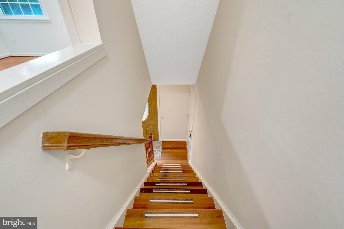 5759 Heming Avenue photo 24