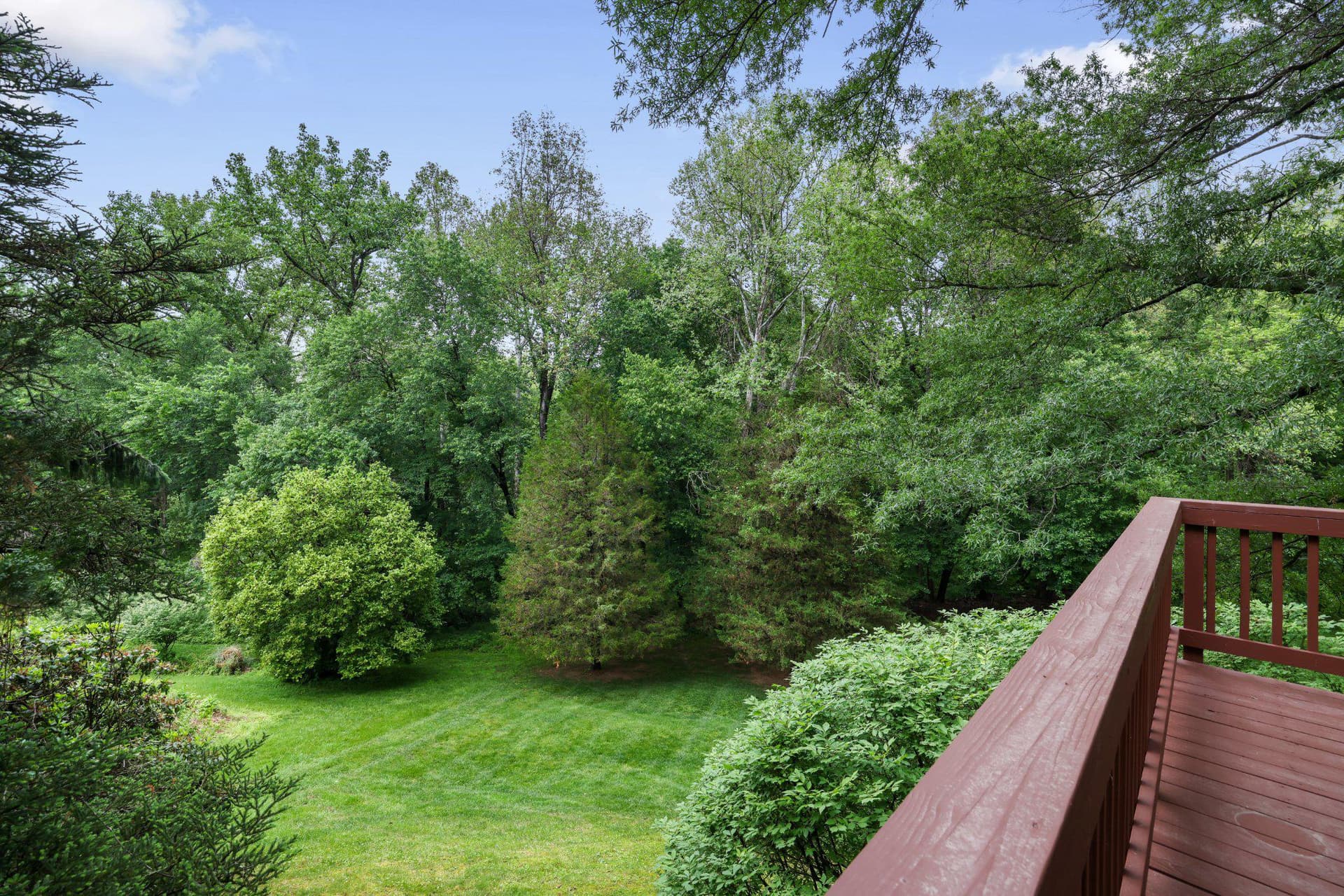 9718 Locust Hill Drive photo 19