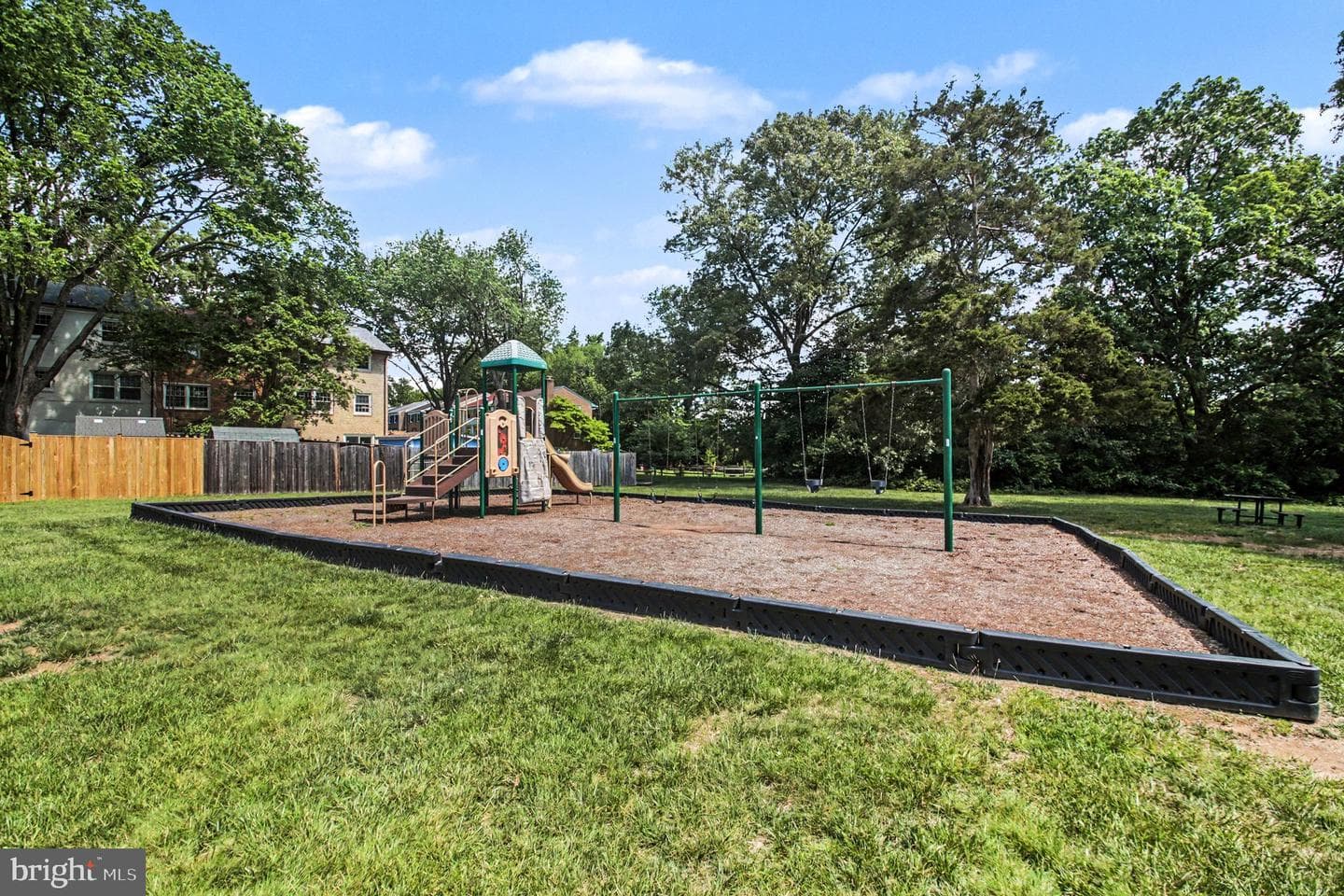 14806 Palmerston Square photo 14