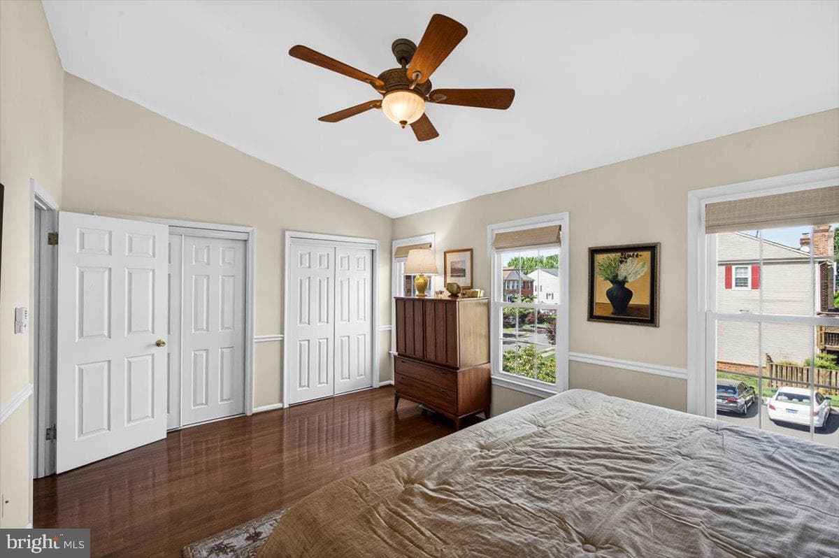 4239 Sleepy Lake Drive photo 17
