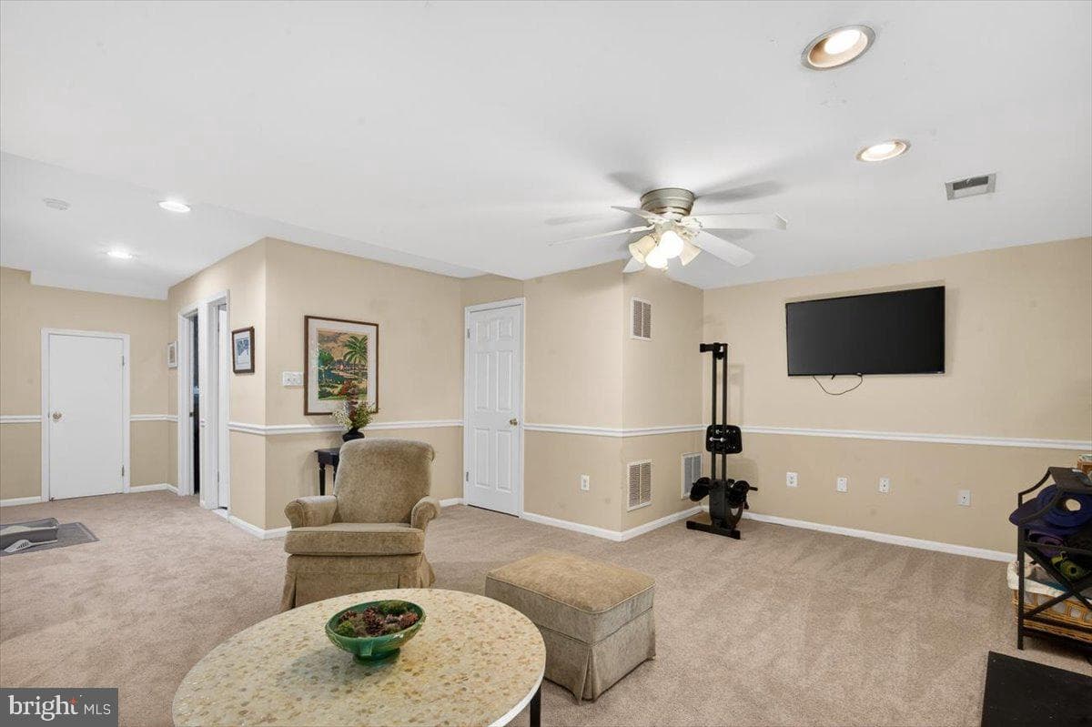 4239 Sleepy Lake Drive photo 27