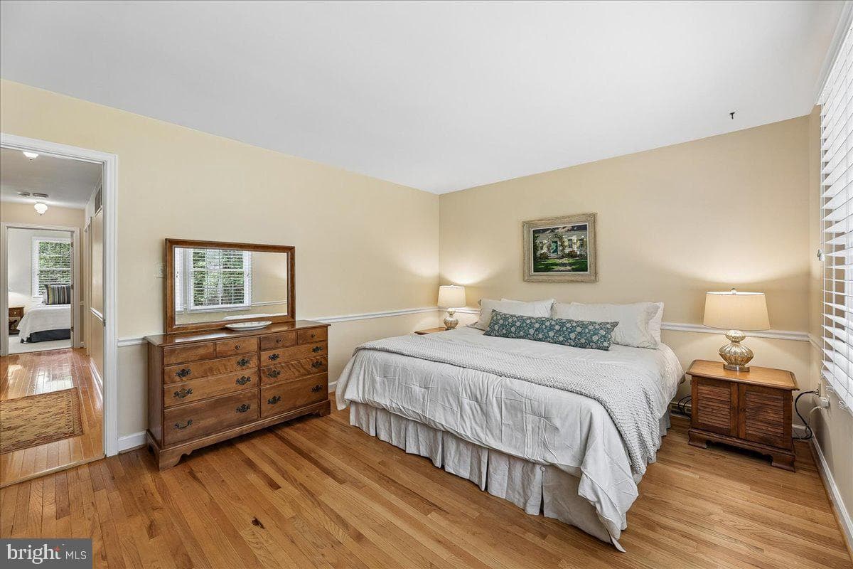 2520 Penny Royal Lane photo 16